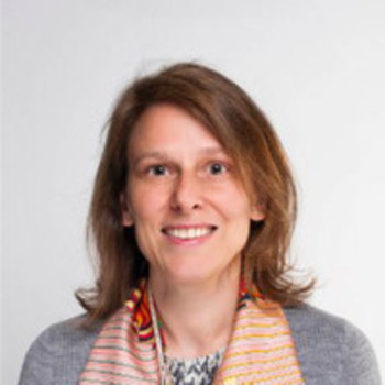 Emmanuelle Bely