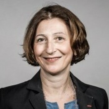 Nathalie Wright