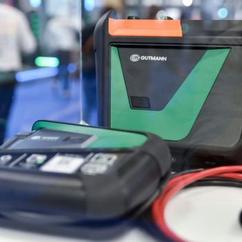 Lauréat Outillage et équipement de garage  EQUIP AUTO 2022 - HELLA, MEGA MACS X + Module MT-HV