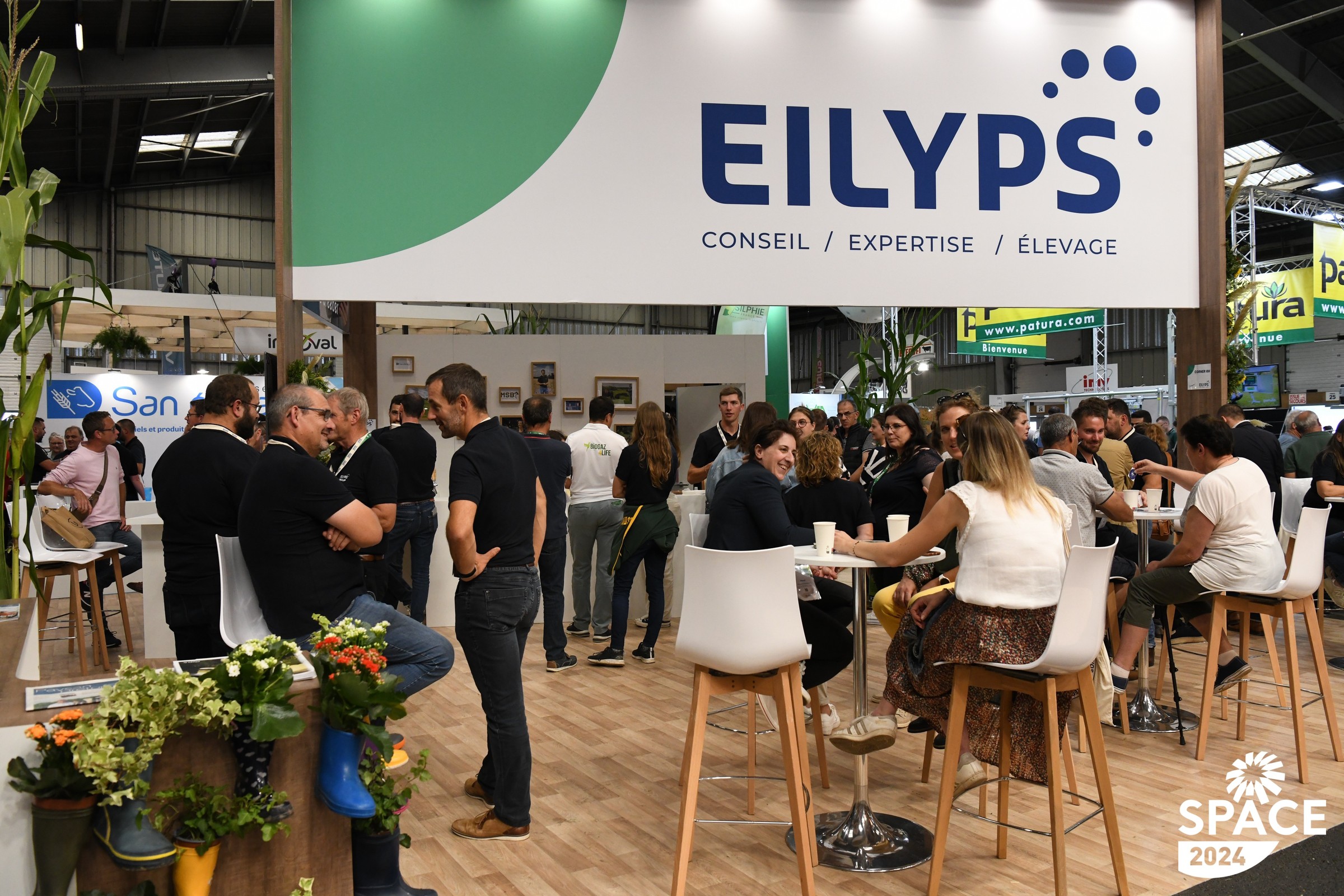 hall1-eilyps.JPG