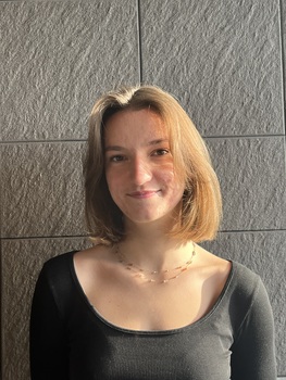 Lola CAMARET