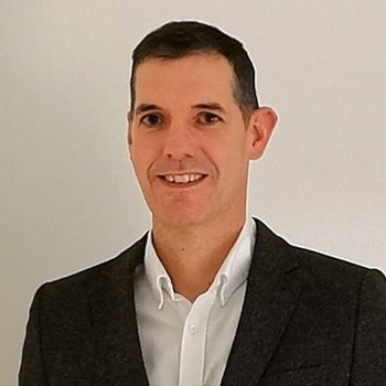 Ian Moston