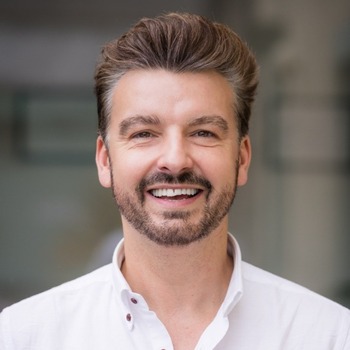 Giles Moore