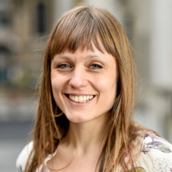 Dr Helen Adams