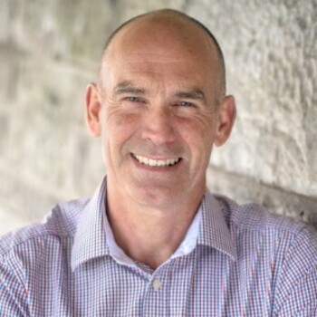 Dr Ian Selby