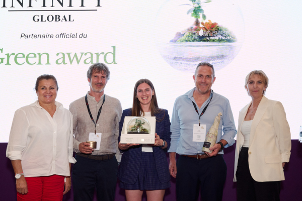 Remise du prix Green Awards à l'entreprise Carbios lors de la cérémonie