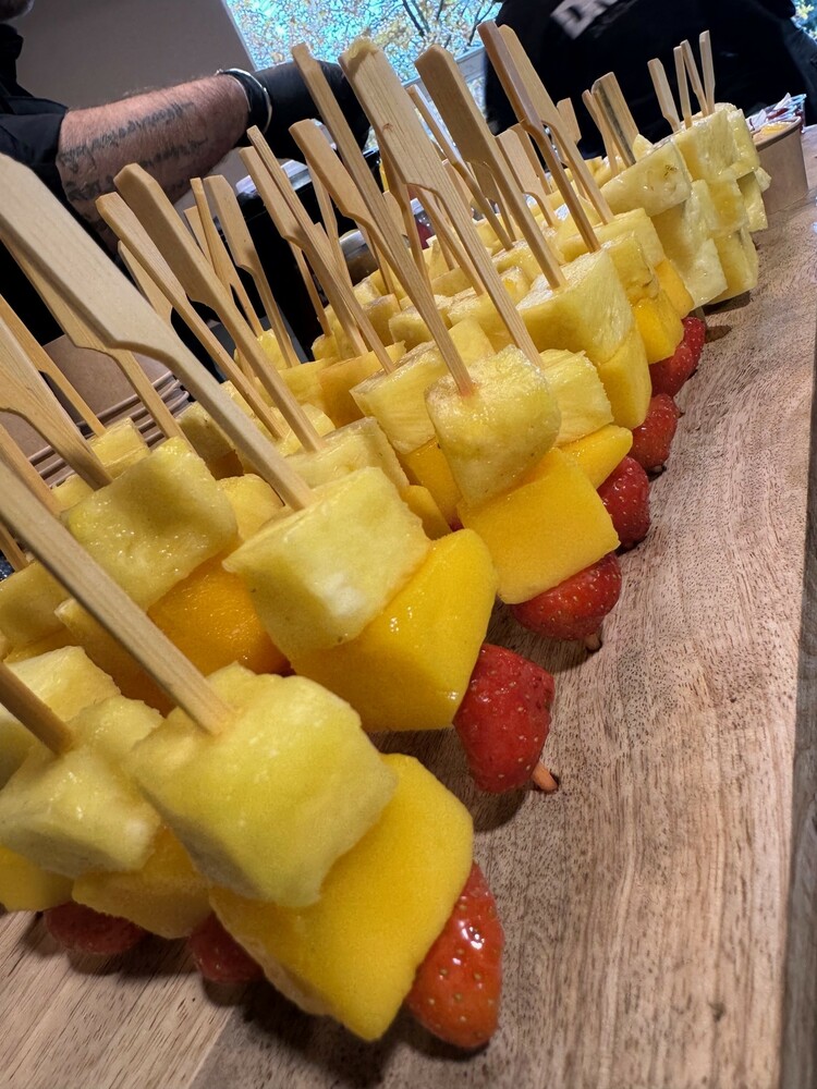 Brochettes ananas mangue fraise