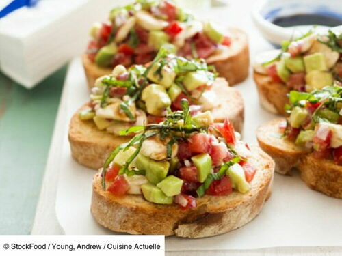 Bruschetta œufs brouilles avocat