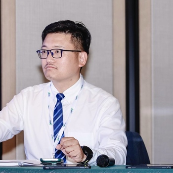 Yaodong LI