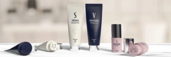 Un tube qui délivre le produit en créant des formes personnalisées