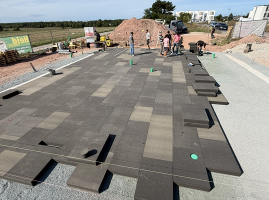 Von der Bodenplatte bis zum Flachdach zirkulär gebaut mit GLAPOR.