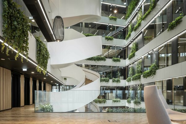 Kreislaufstrategien für gebrauchte Deckensysteme von Lindner