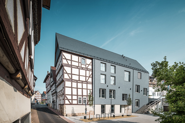 Aluminium neu gedacht: Nachhaltig Sanieren mit PREFA