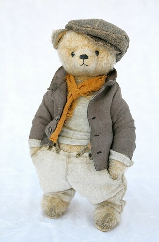 Ours "Nicolas"
