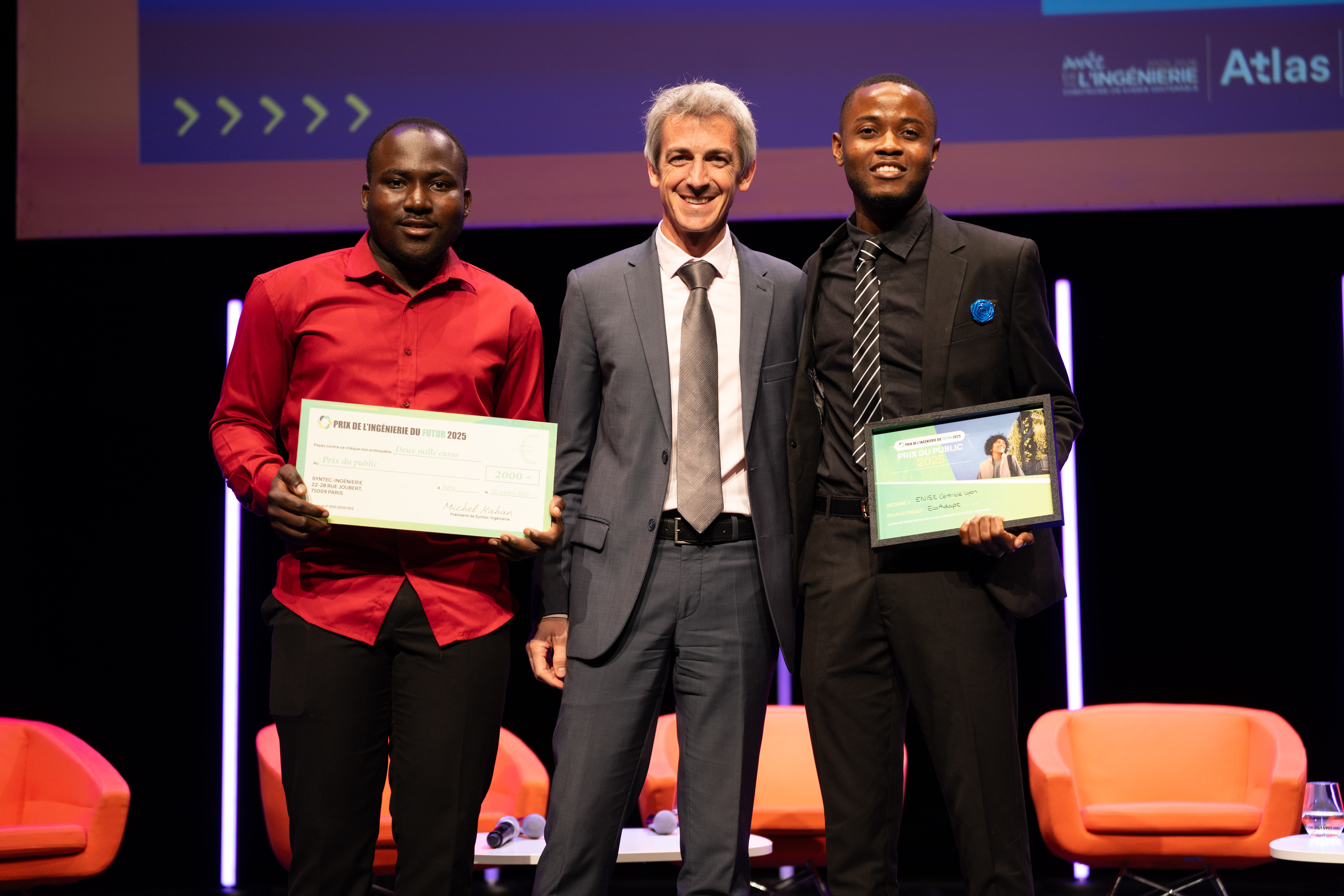 Centrale Lyon ENISE reçoit le Prix de Public pour son projet EcoAdapt Infrastructure