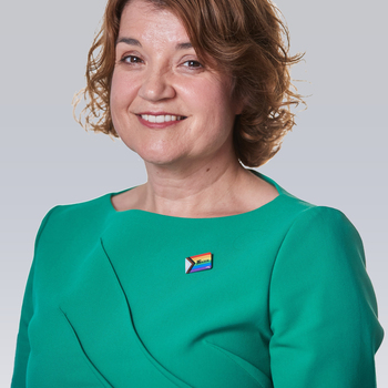 Helen Taylor