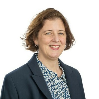 Dr Sian Thomas