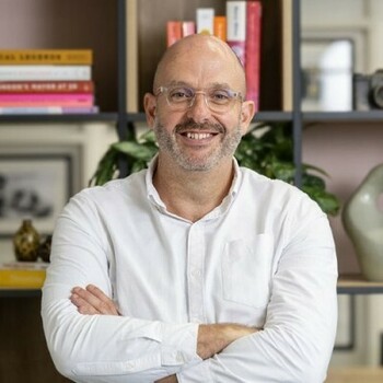 Dr Nick Bowes