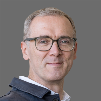 Robert Romanis