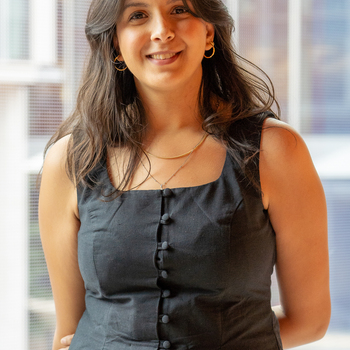 Geena Bains