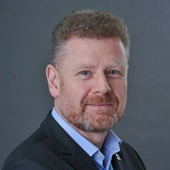Dr Steven Norris
