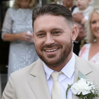 Iain Fox