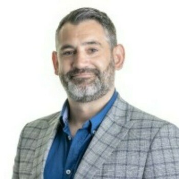 Ross O'Loughlin
