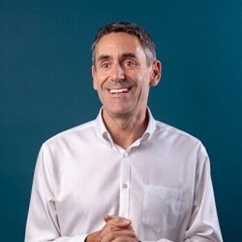 Jamie Holmes