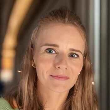 Lorna Carver