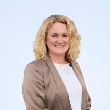 Louise Mckinlay