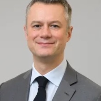 Simon Holden