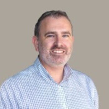 Chris Leonard