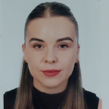 Esther Carpio García