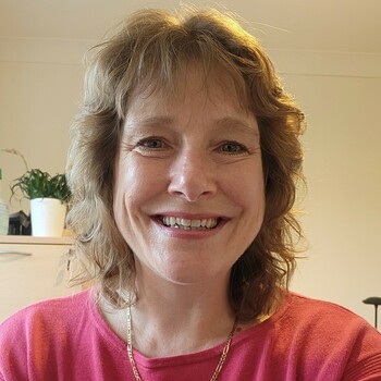 Nicola Harries