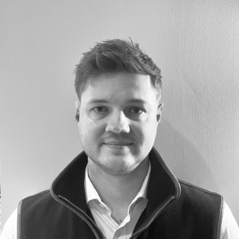 Elliott Barry