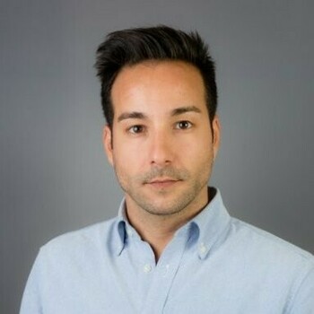 Dr David Iorio