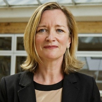 Lorraine Farrelly