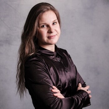 Chair: Evelina Grecenko