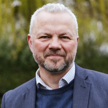Dr. Peter O’Brien