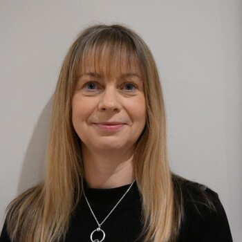 Gillian Richards
