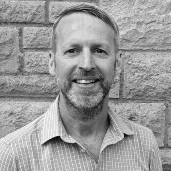 Damian Hart
