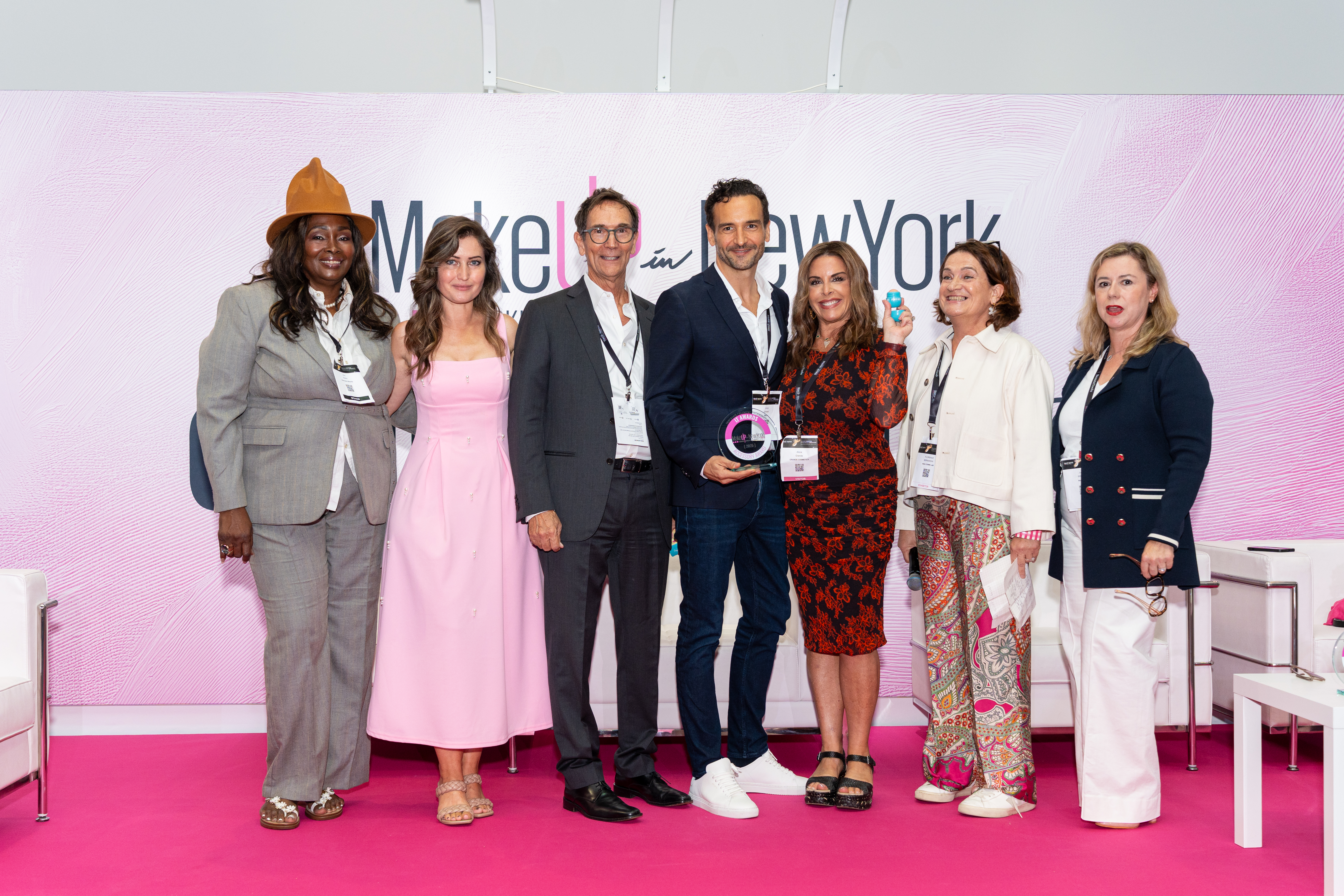 MakeUPinNY_09.17-09.18_49_a52813bc-28f0-4176-9d2a-2b5fe7148aaa.jpg