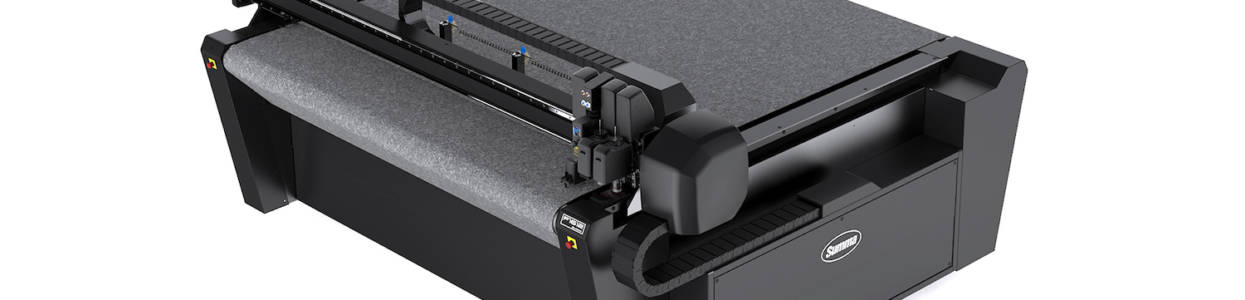 Poitoo Adhésifs diversifie son offre avec des tables de découpe Summa