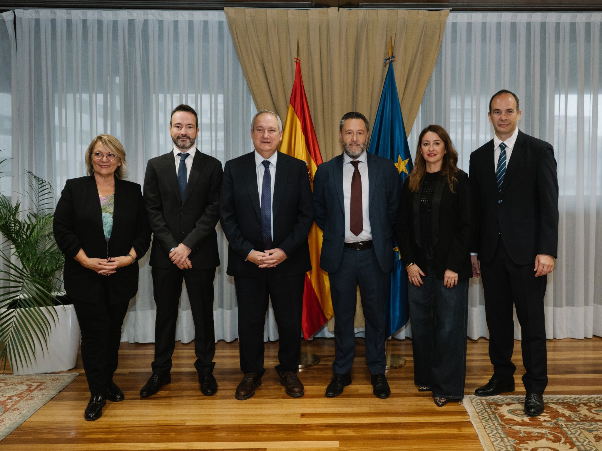 Neobis and the Ministry of Industry and Tourism analyze the future challenges of Graphic Communication