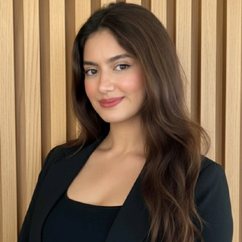 Sarah Manoubi