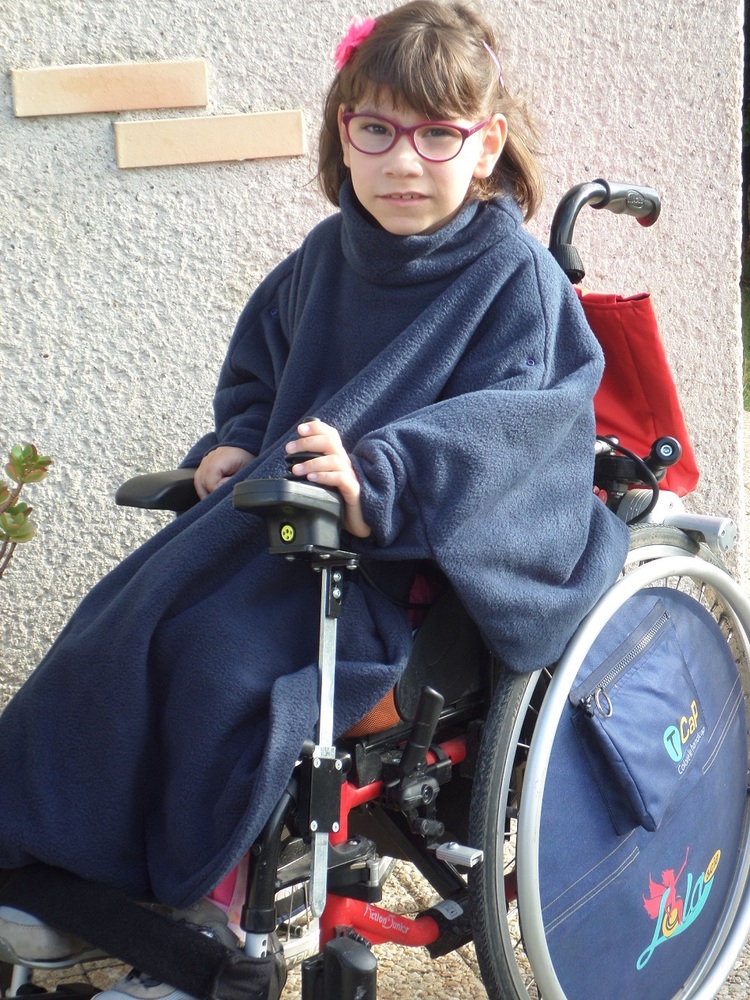 Cape polaire pour fauteuil roulant Enfant/Adulte