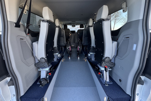 Custom L2, long décaissement pour le transport de 2  fauteuils roulants