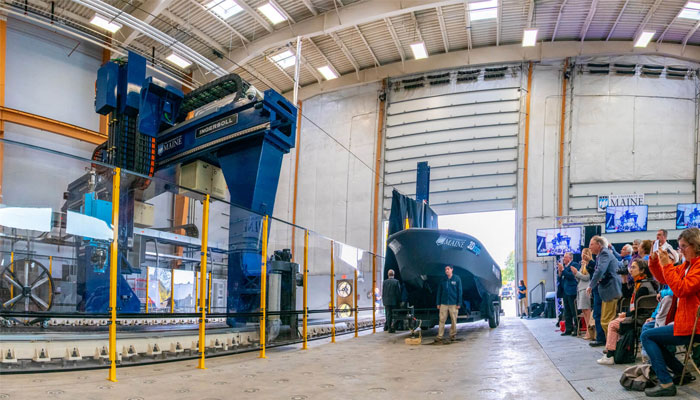 L’Université du Maine crée le plus grand bateau imprimé en 3D au monde