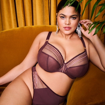 Kat GOMEZ