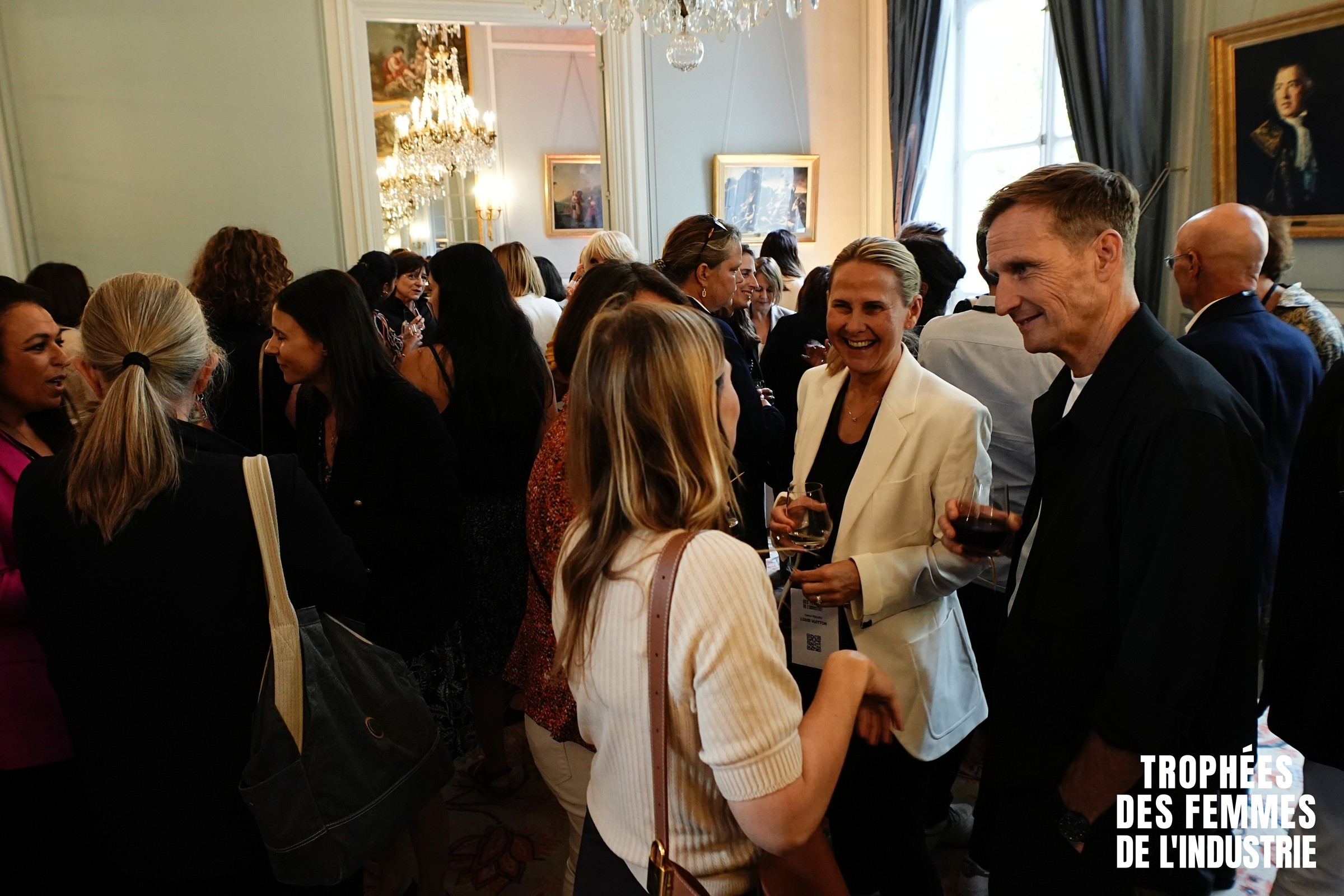 Les trophées et le club des femmes de l'industrie